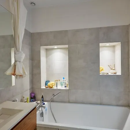 Apartment Chez Julie - Republique